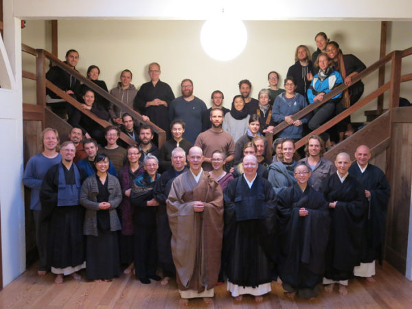 Participants in the 66th practice period at Green Dragon Temple.